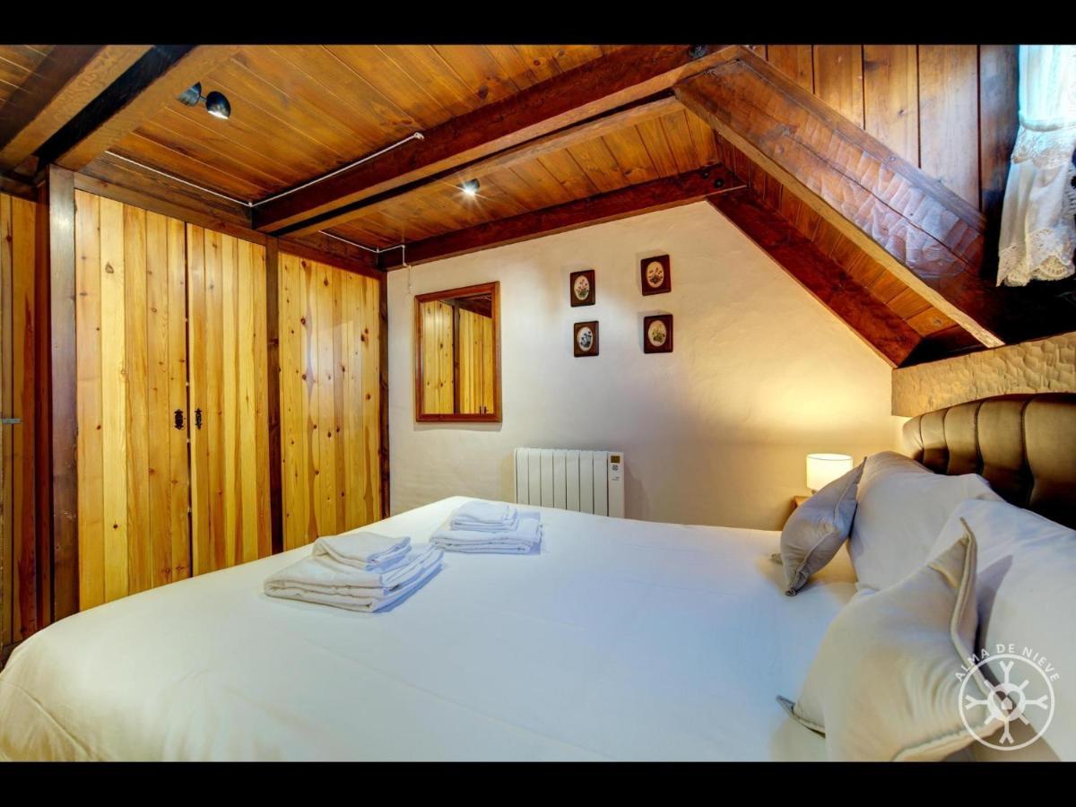 Casa Marmota De Alma De Nieve Villa Baqueira Beret Exterior photo